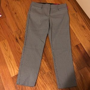 Brand New Black & White Patterned Ankle Pant